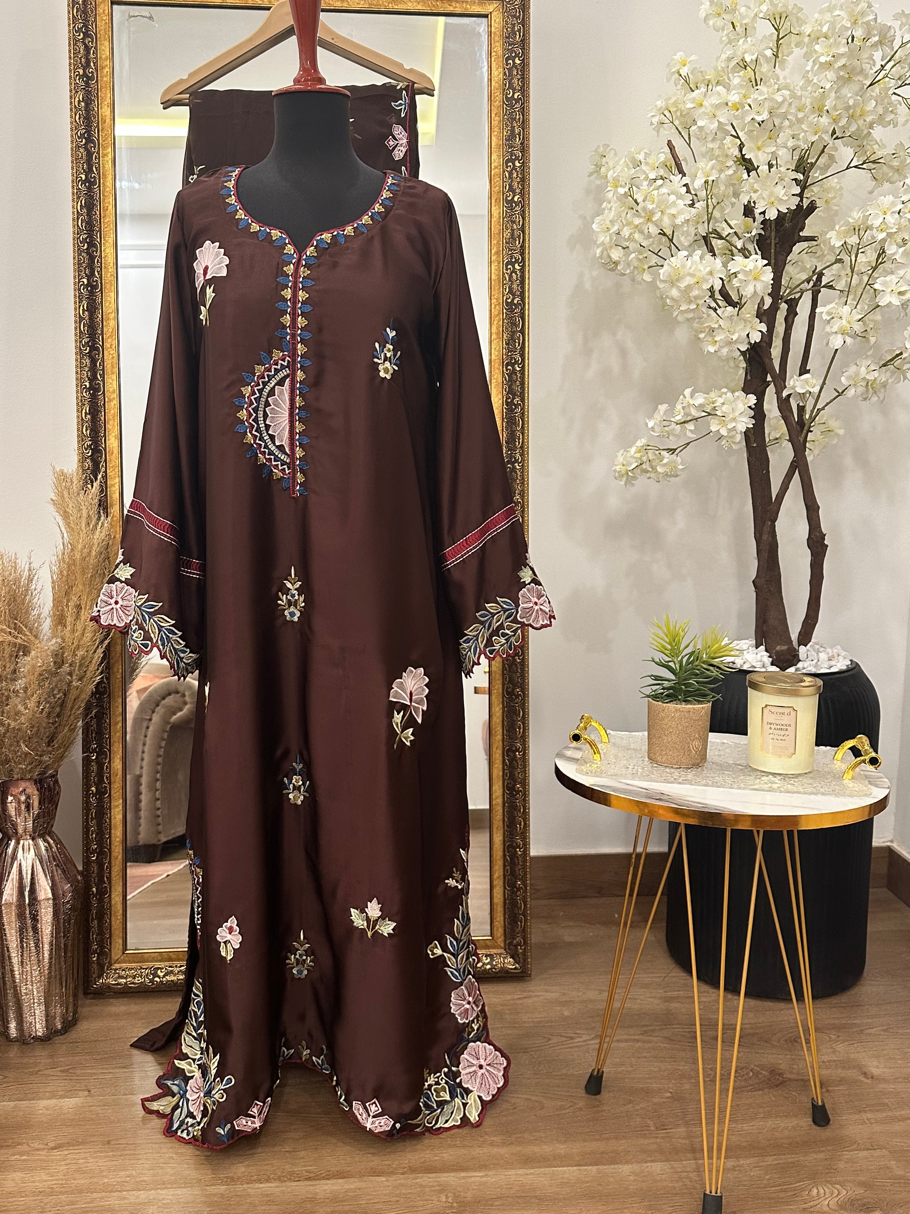 Zarnish kaftan Coca Brown