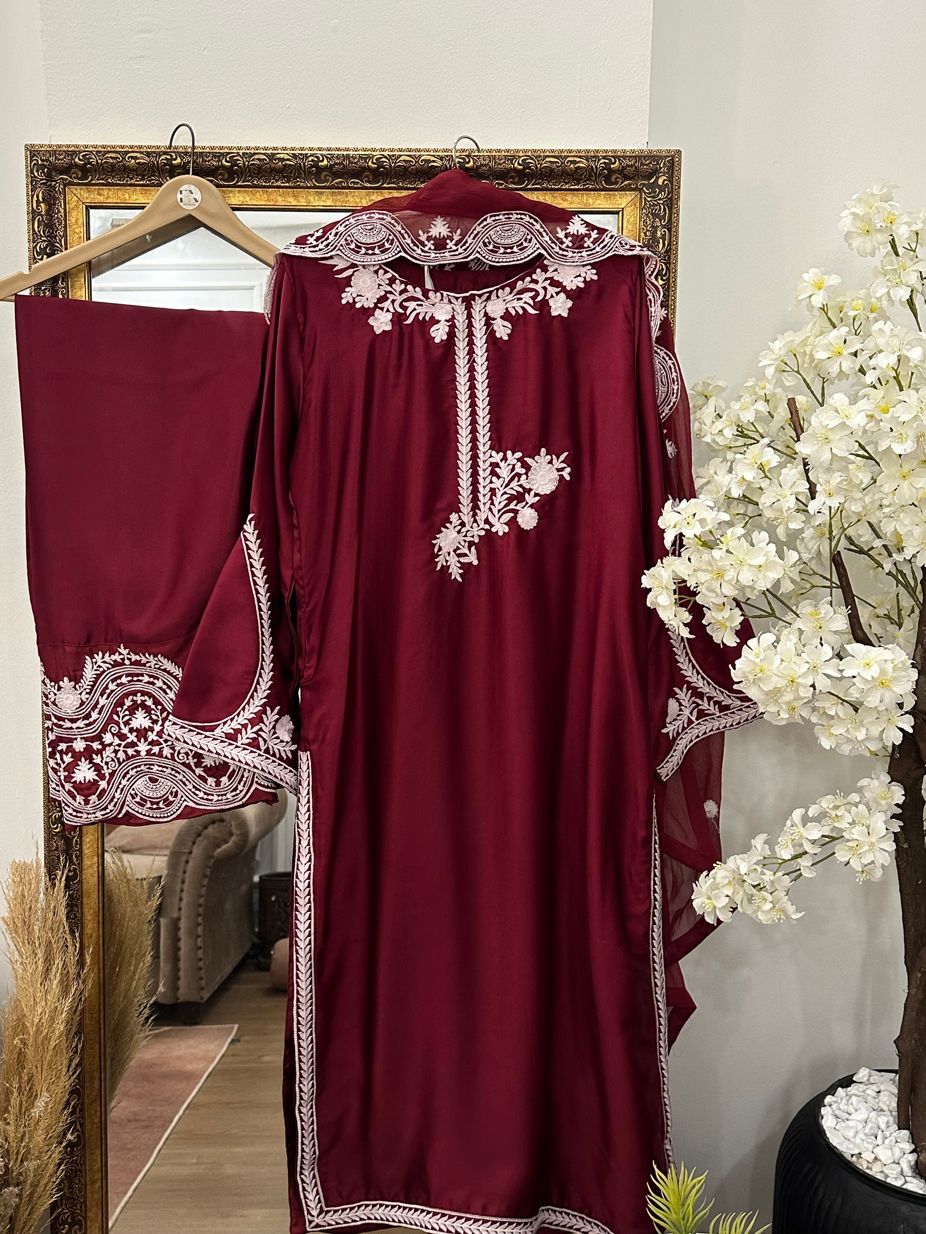 Anousha silk Maroon