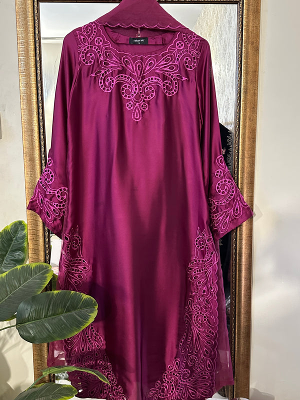 Lama Cutwork