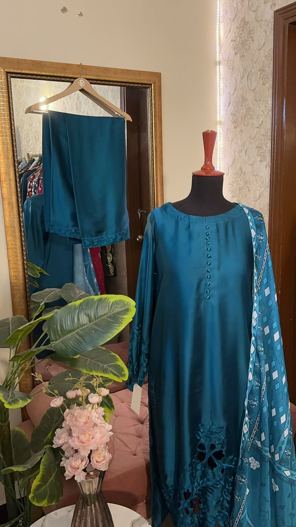 Noor Silk Zink