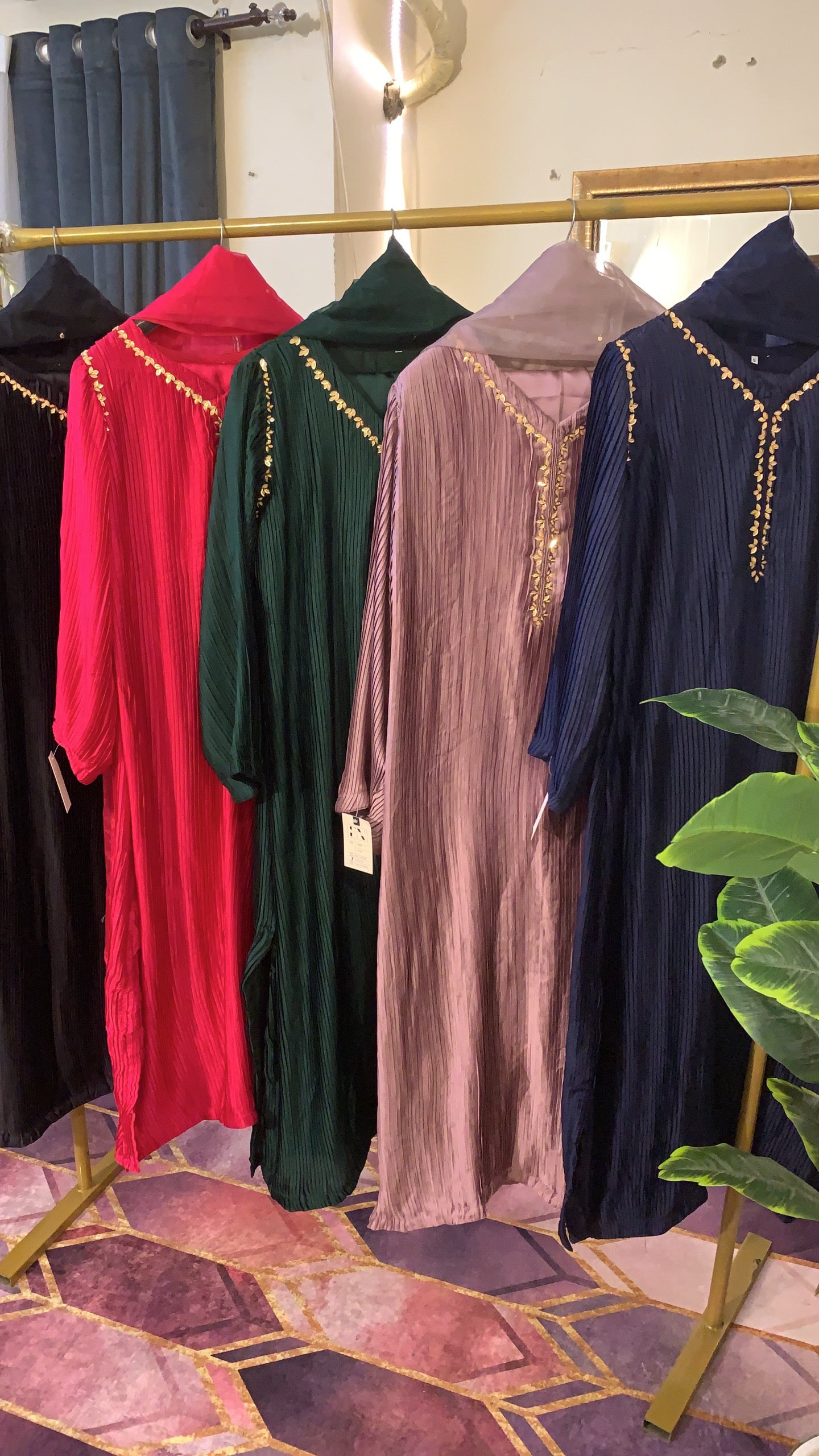 Nazneen Crush Silk Set