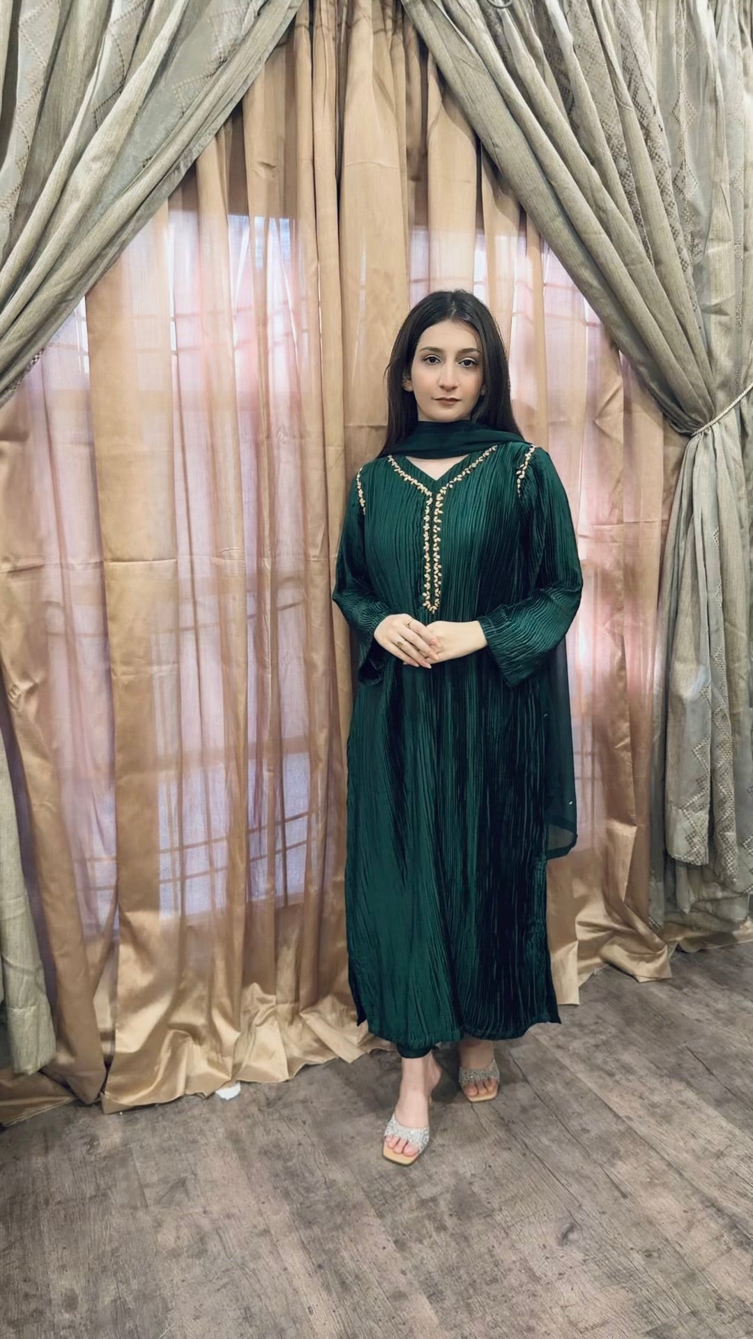 Nazneen Crush Silk Set