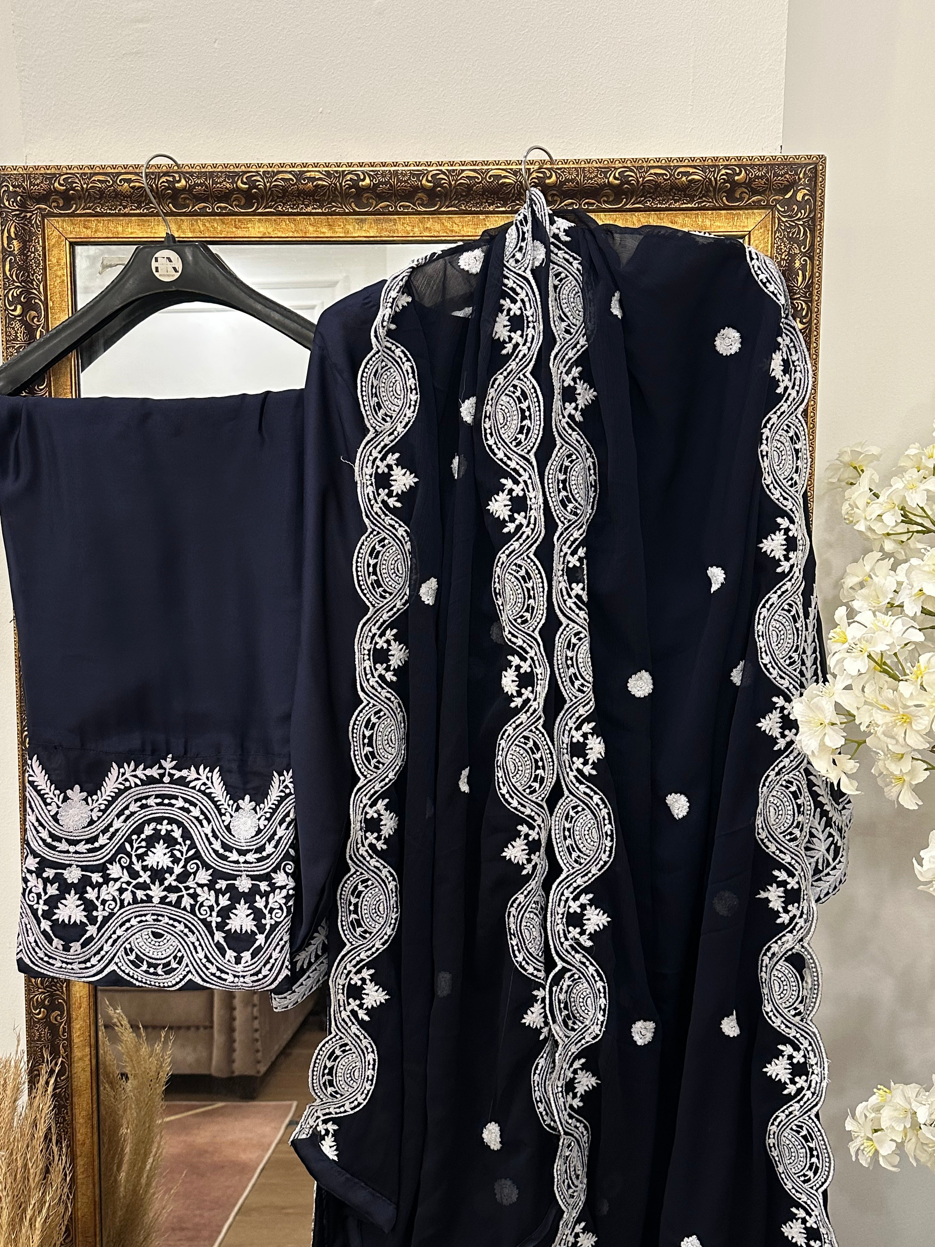 Anousha silk Neavy Blue