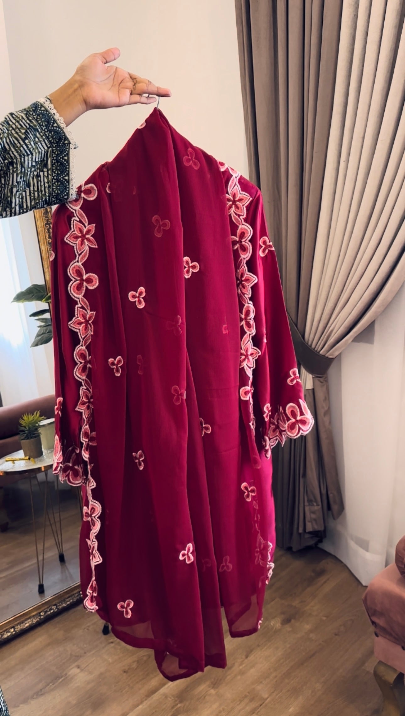 Aina Farshi HotPink