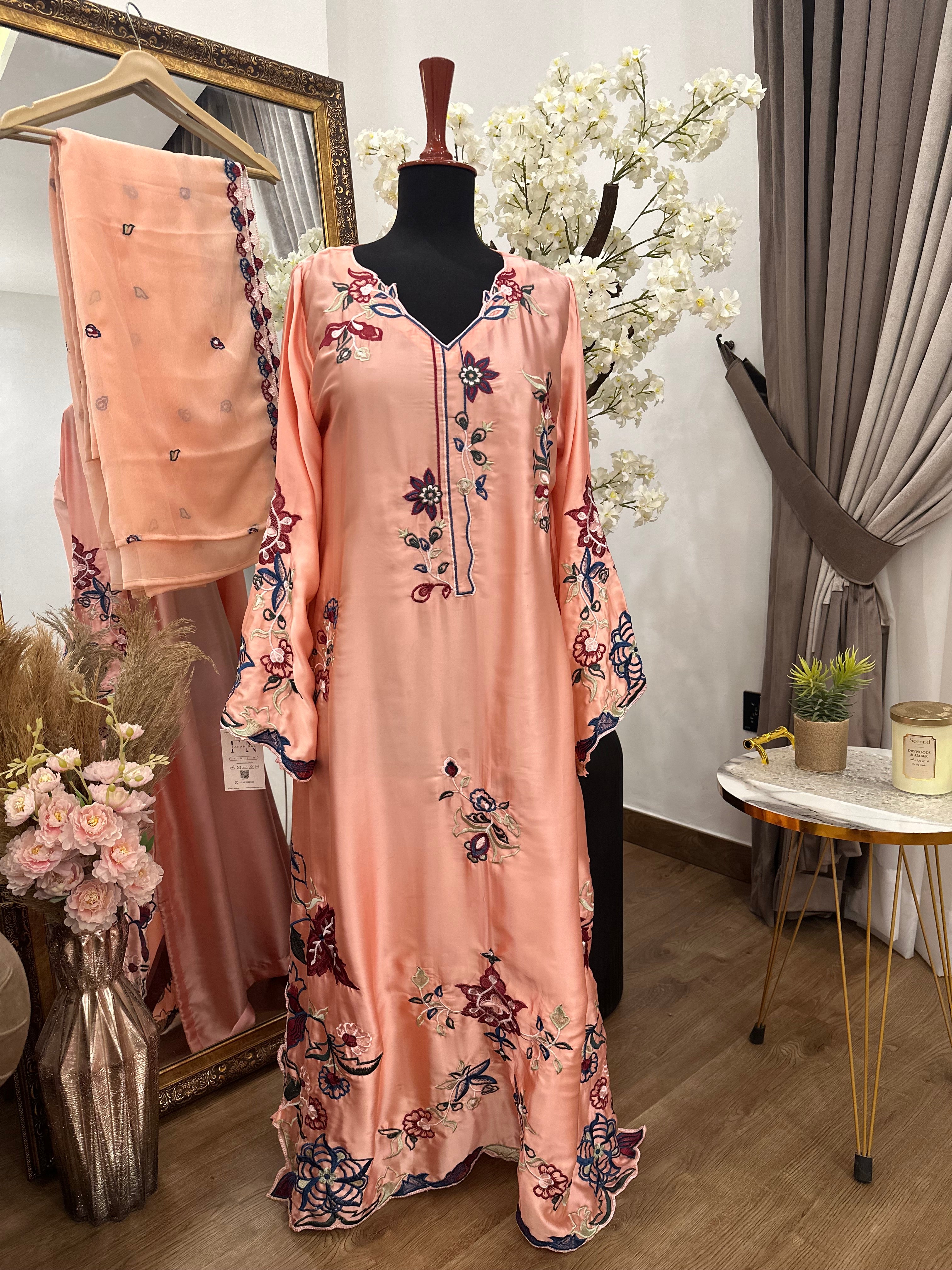Alishba Peachy Pink