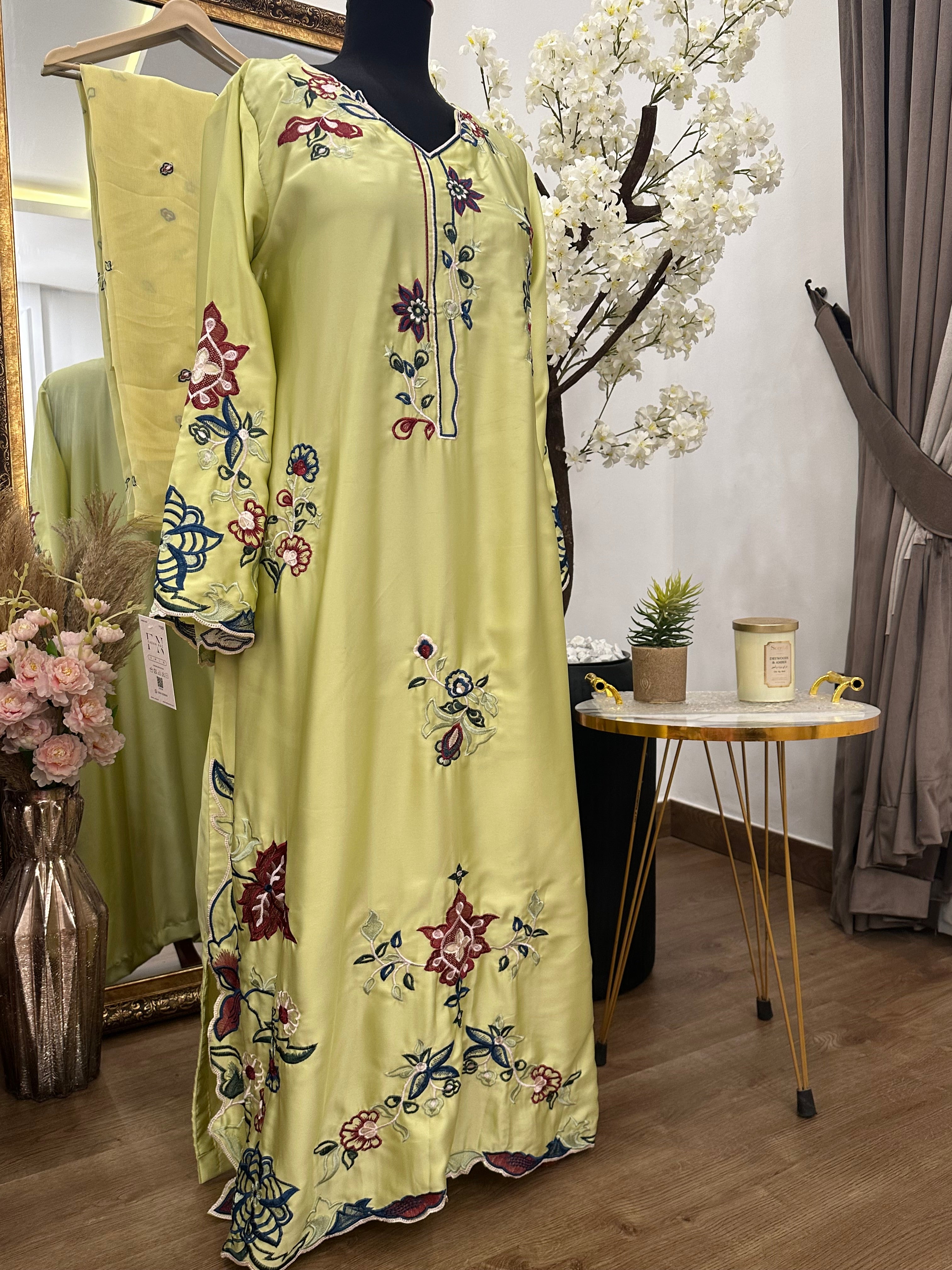 Alishba butter yellow