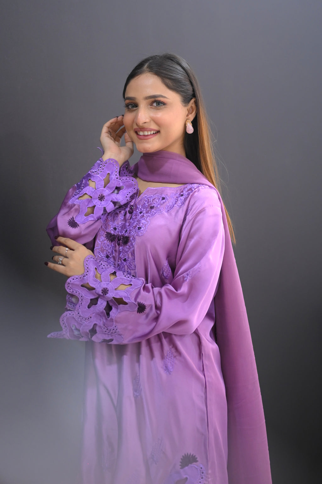 Faryal Cutwork