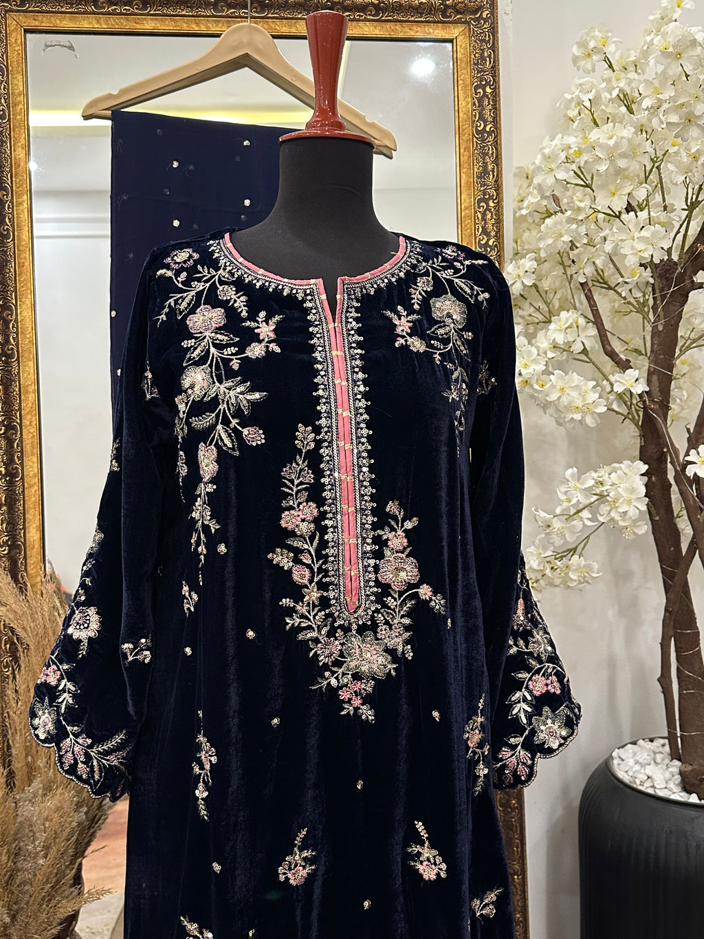 Virsa Valvet Kaftan Blue