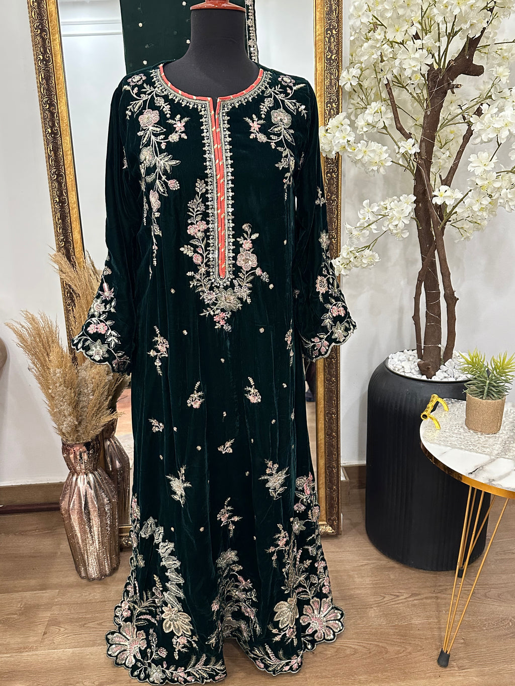 Virsa Valvet Kaftan Bottle Green