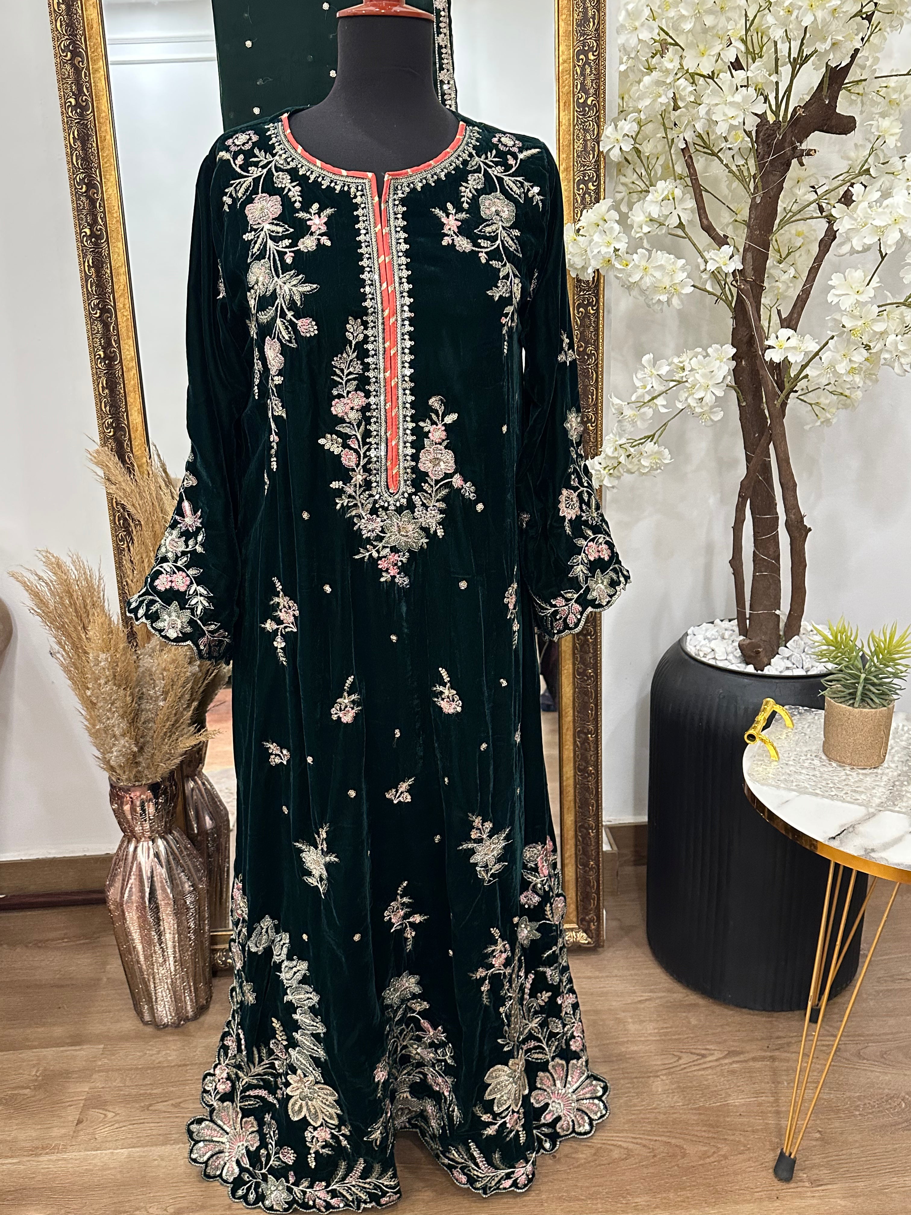 Virsa Valvet Kaftan Bottle Green