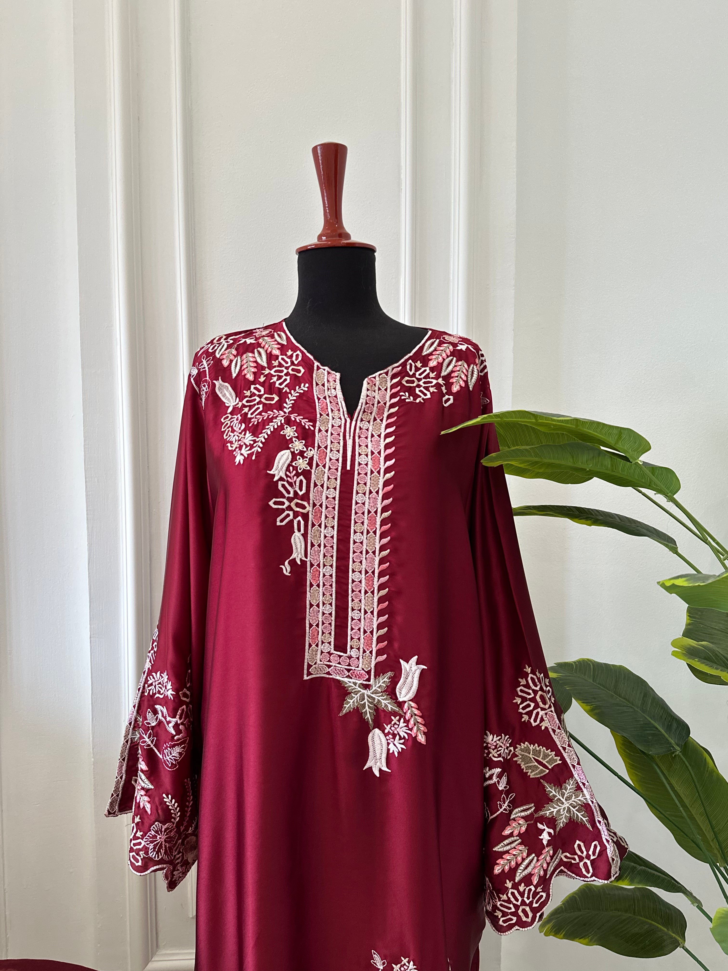 Cutwork Kaftan Maroon