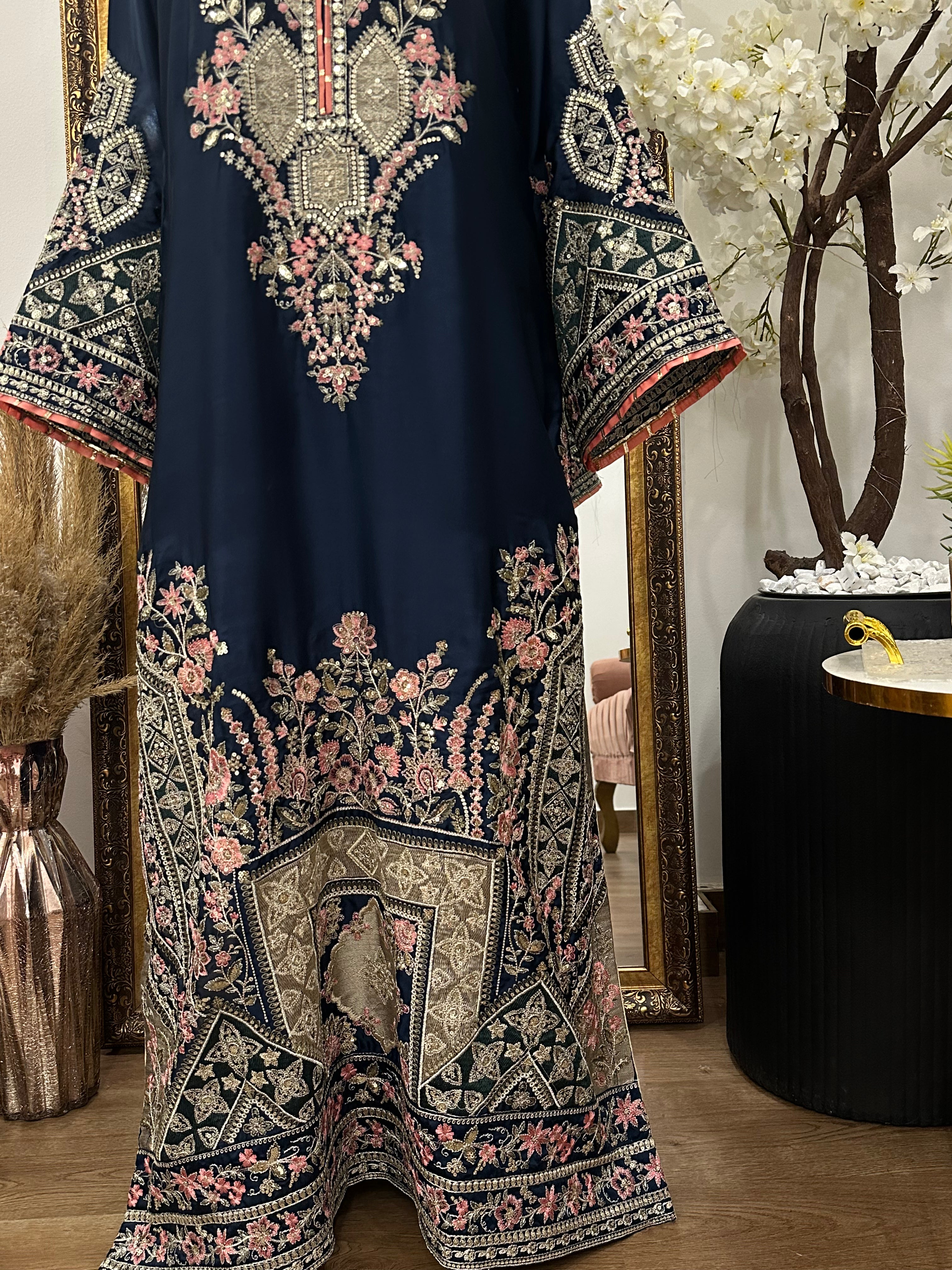 Nureh kaftan Blue