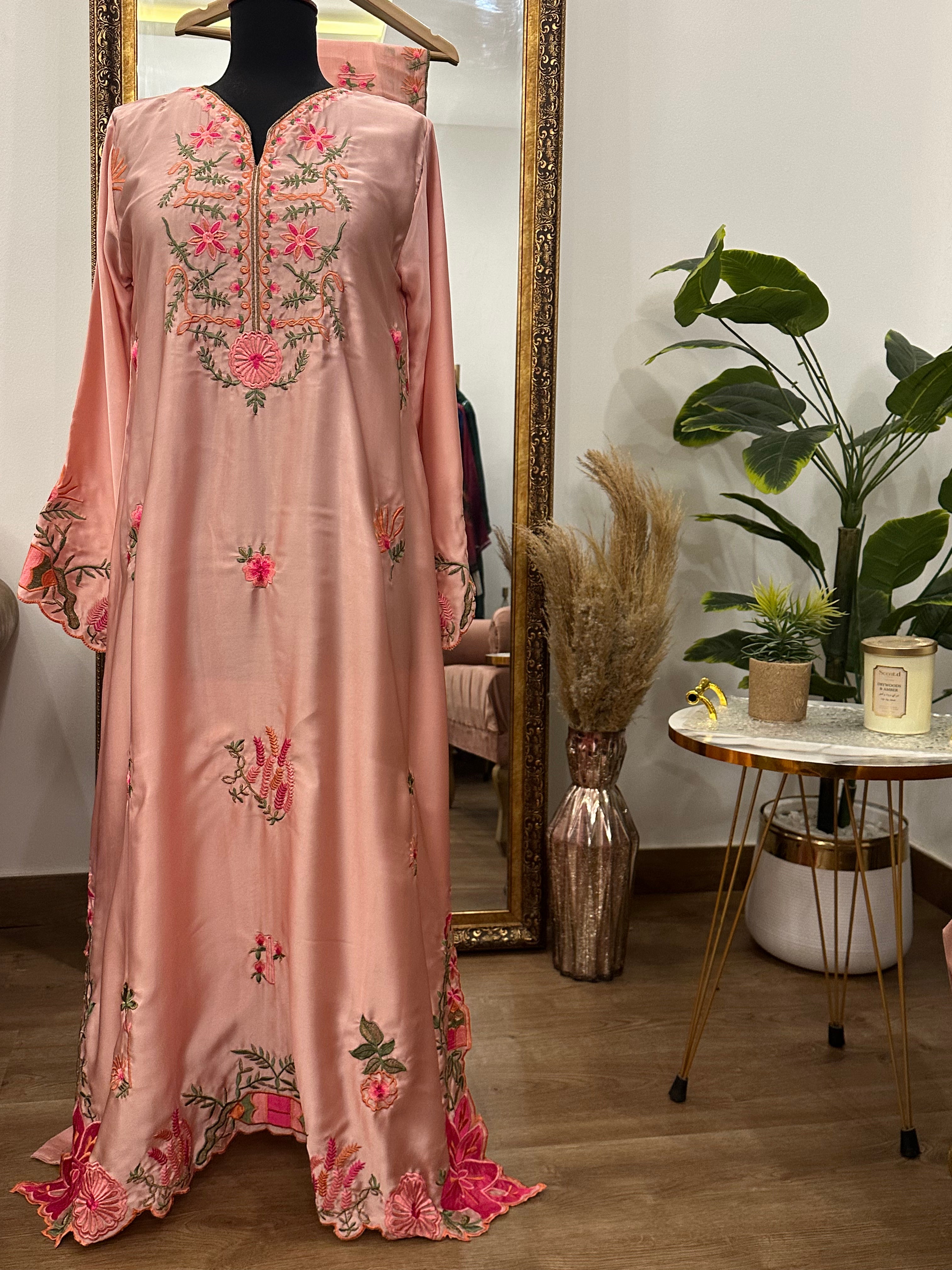 Zohra Kaftan Pink