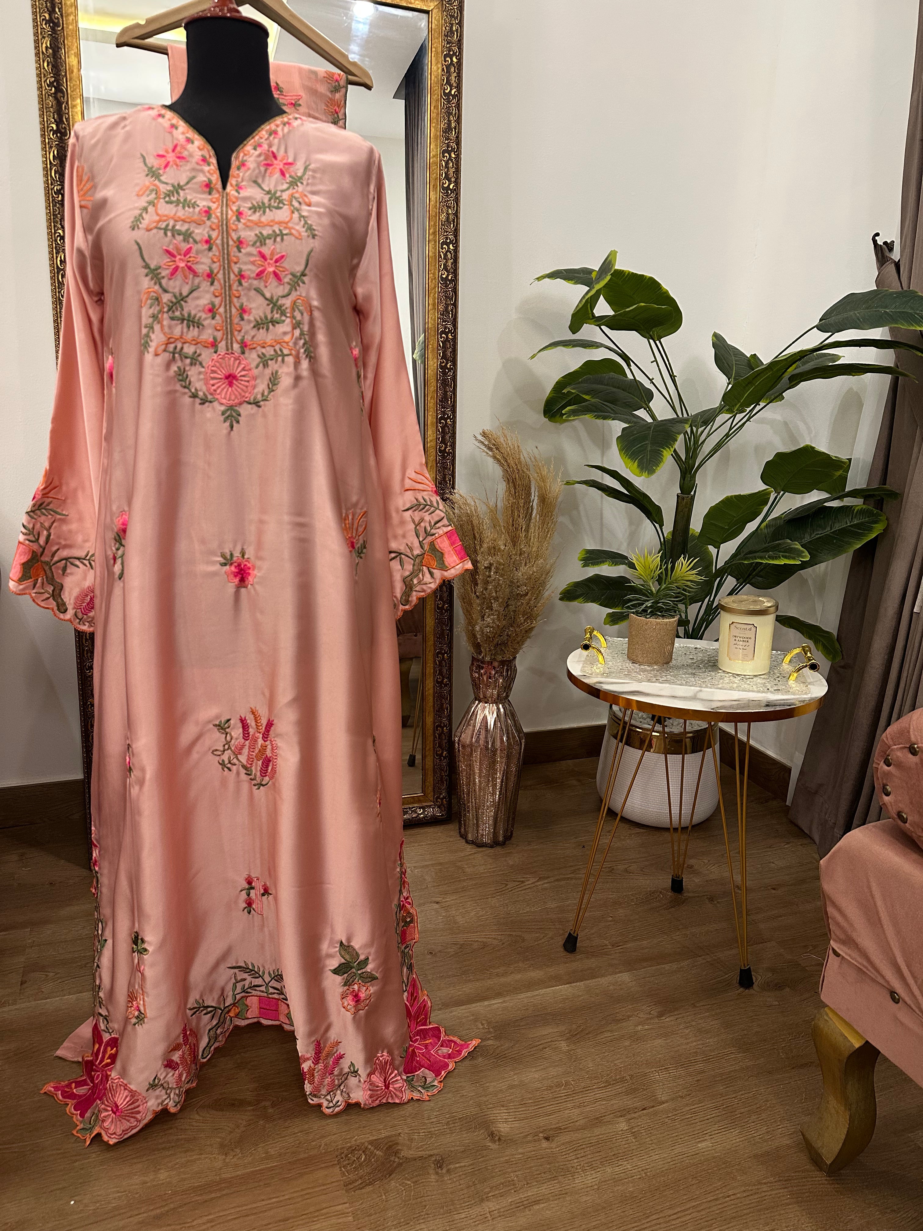 Zohra Kaftan Pink