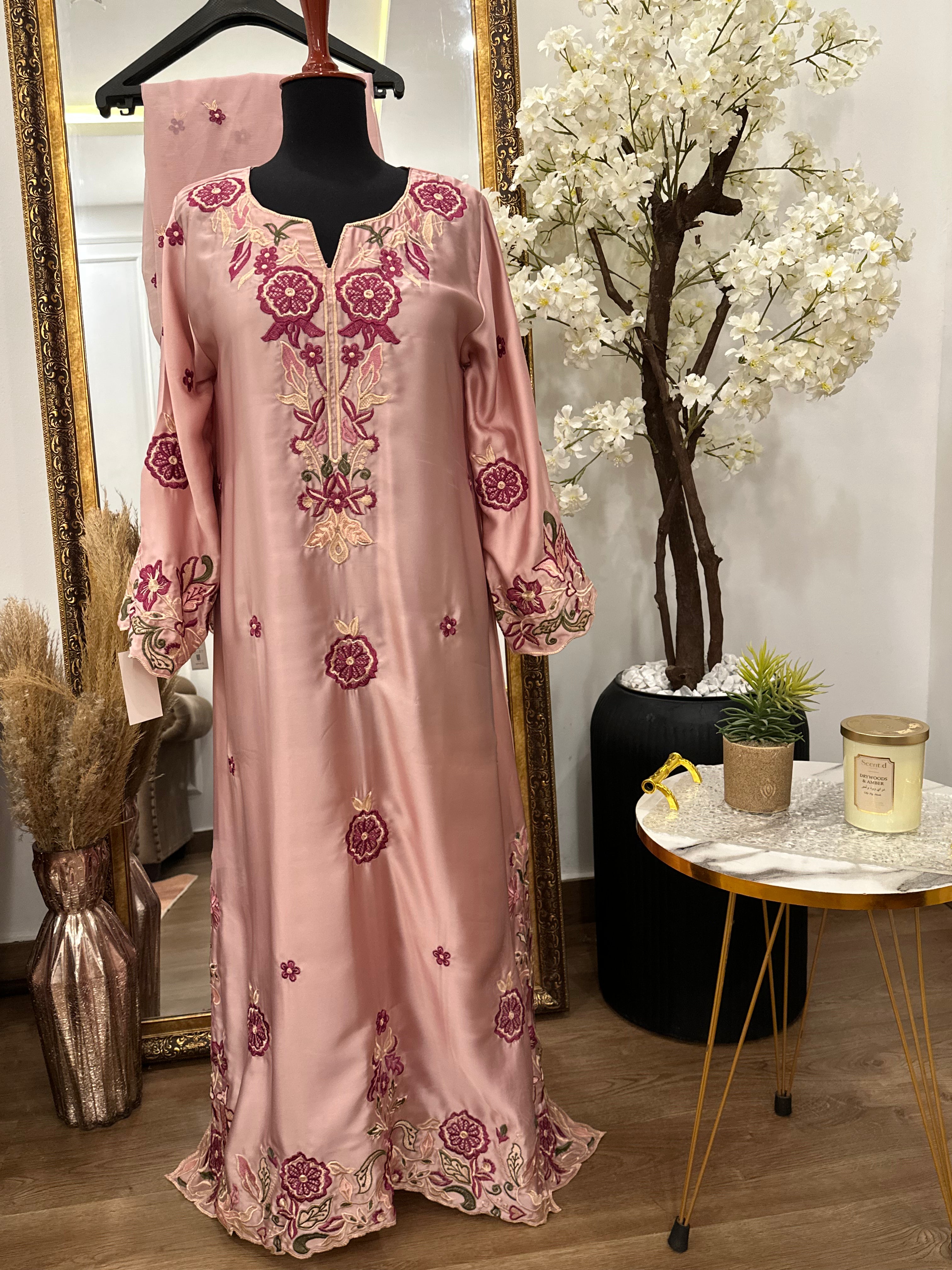Mehak Kaftan – Powder Pink