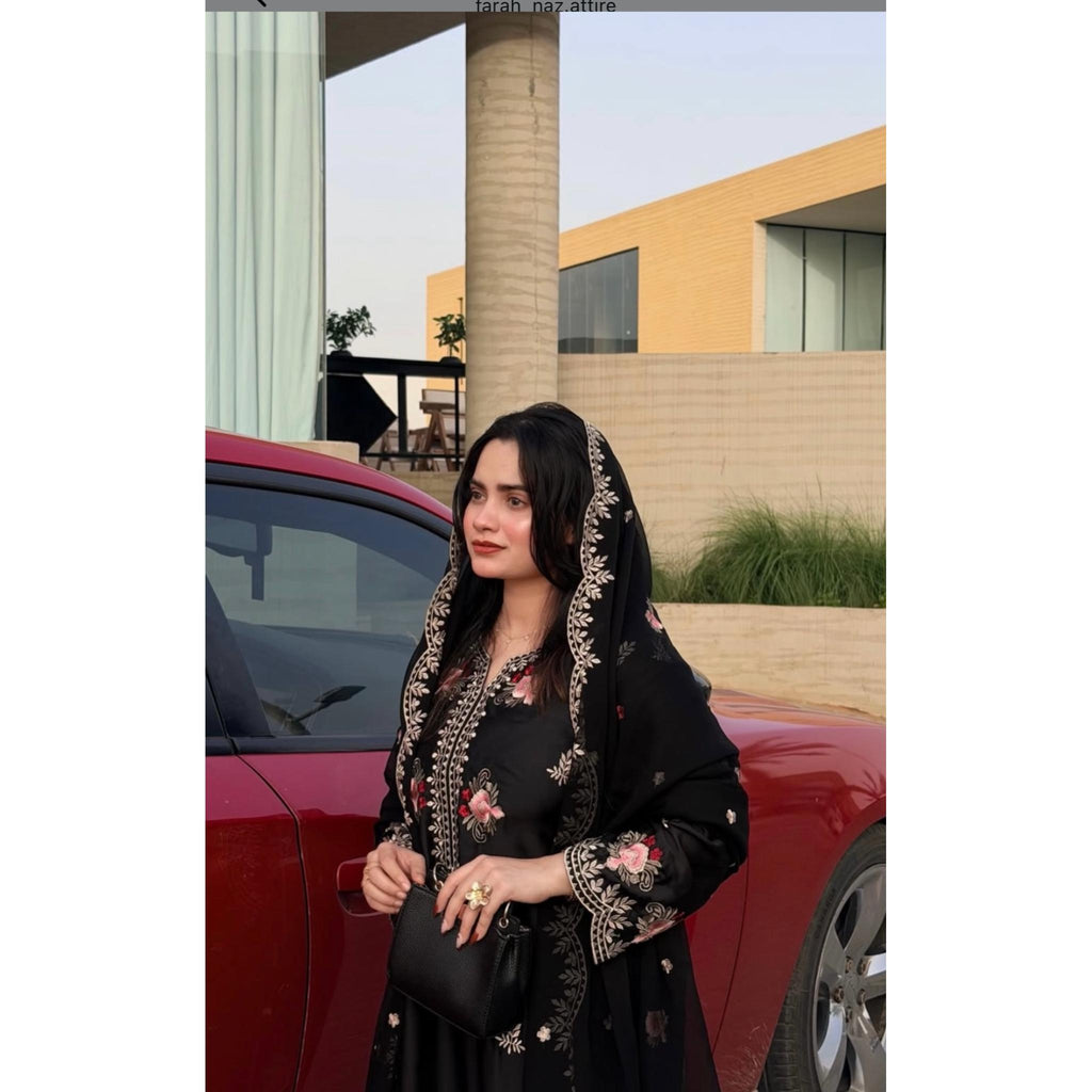 Mehru Kaftan Black