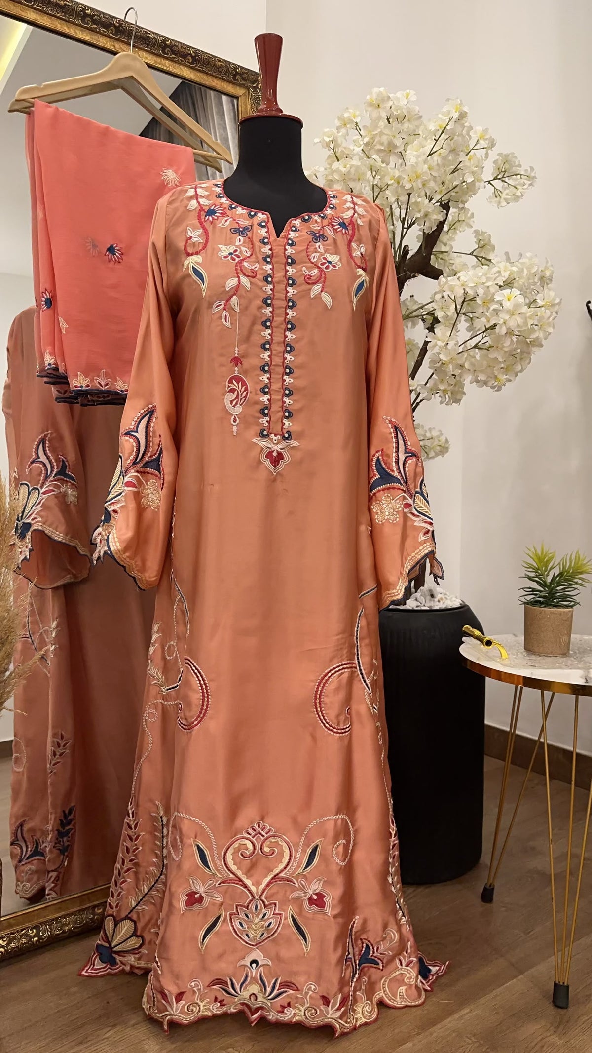 Zaryab kaftan Peach