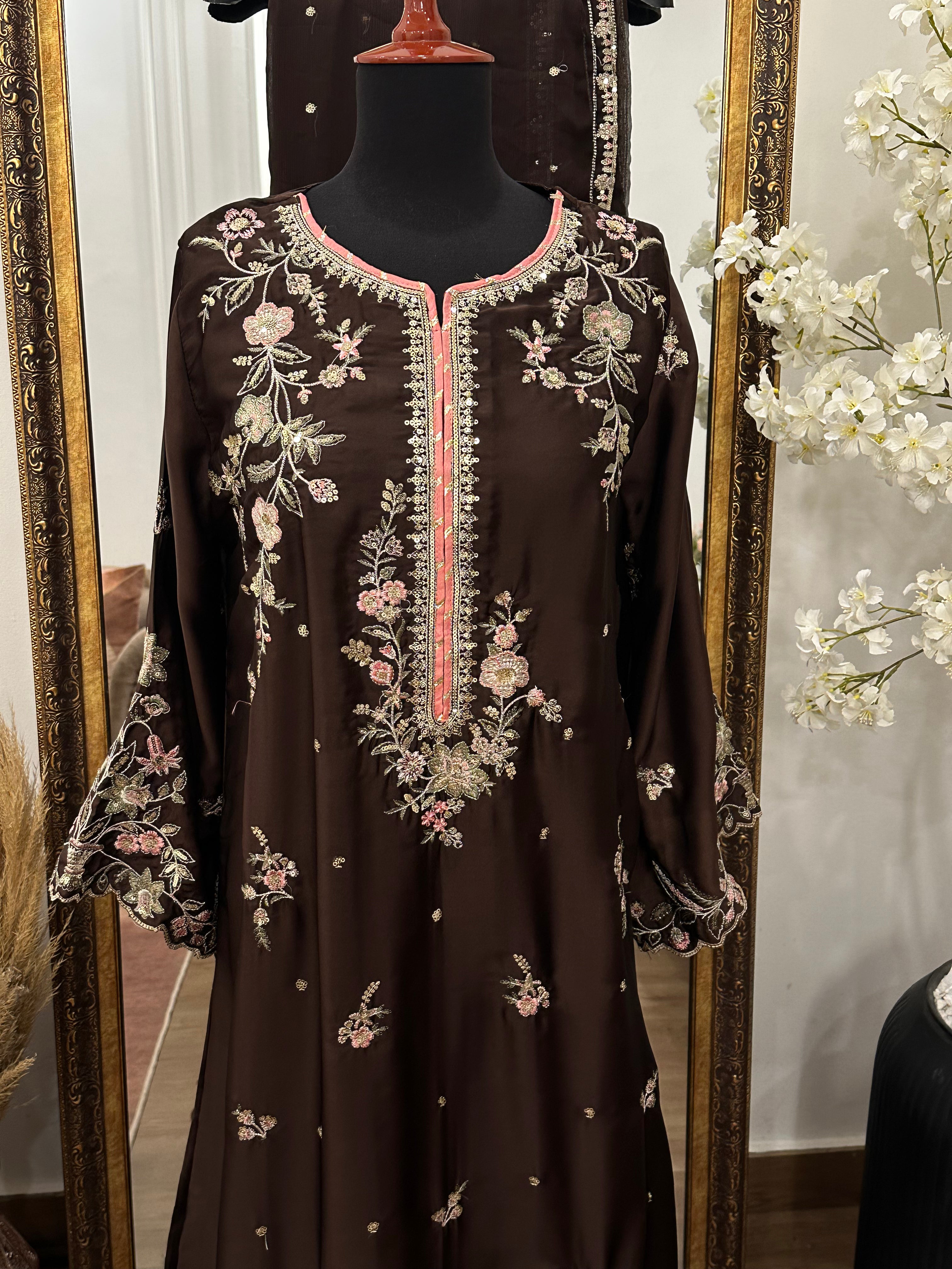 Virsa Kaftan Brown