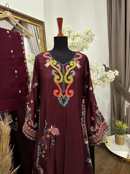 Alia kaftan Maroon