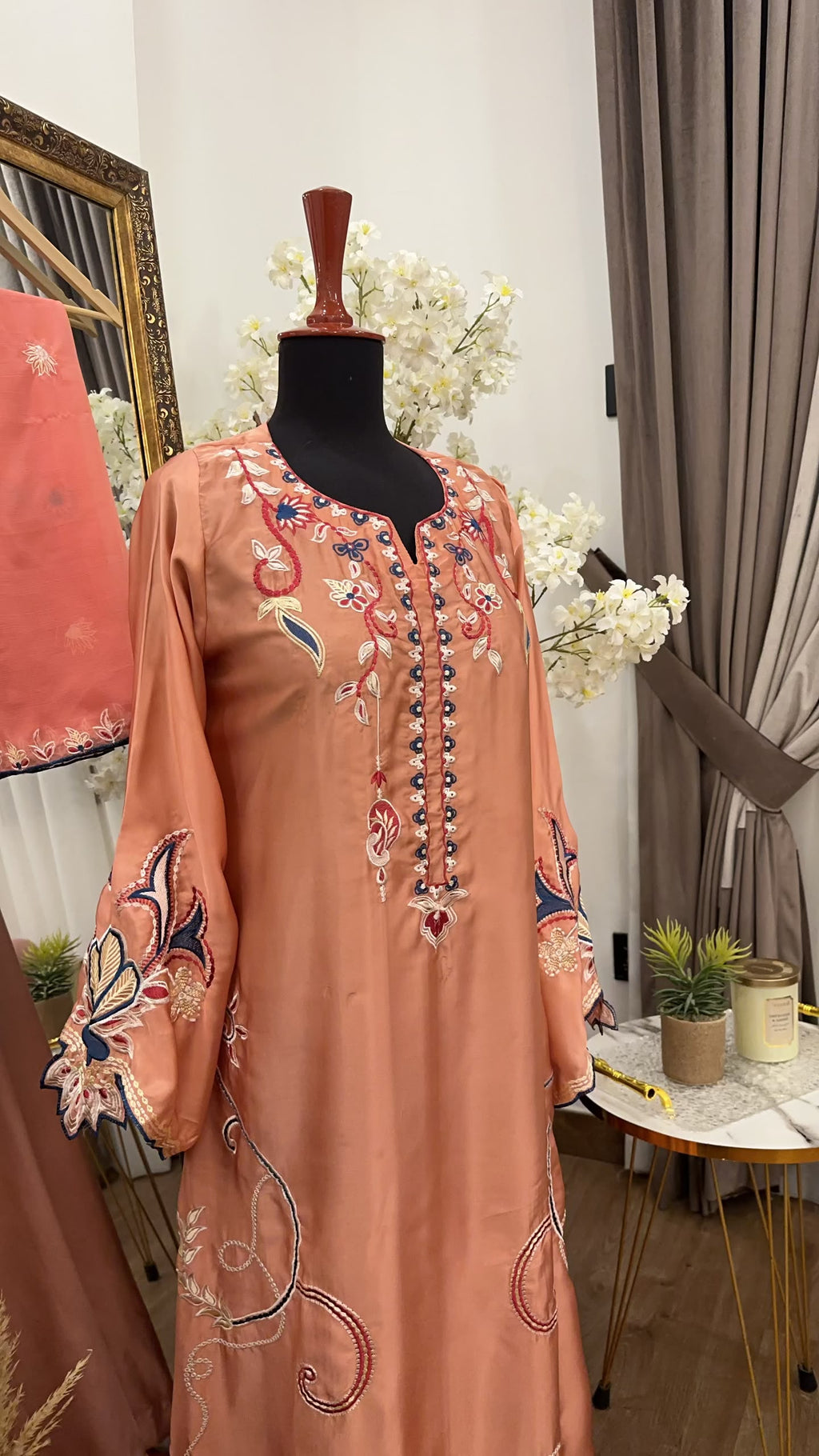 Zaryab kaftan Peach
