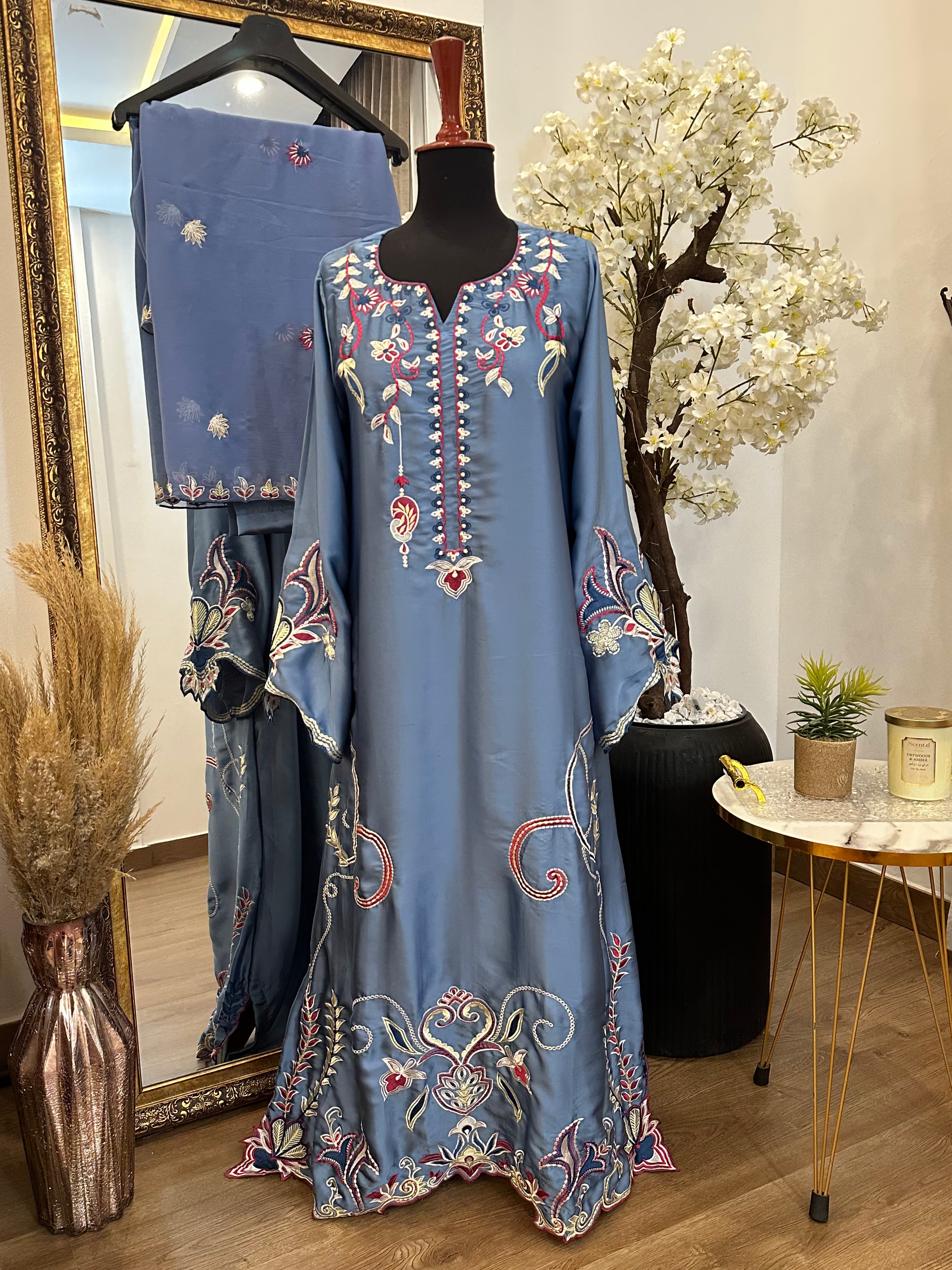 Zaryab kaftan English Blue