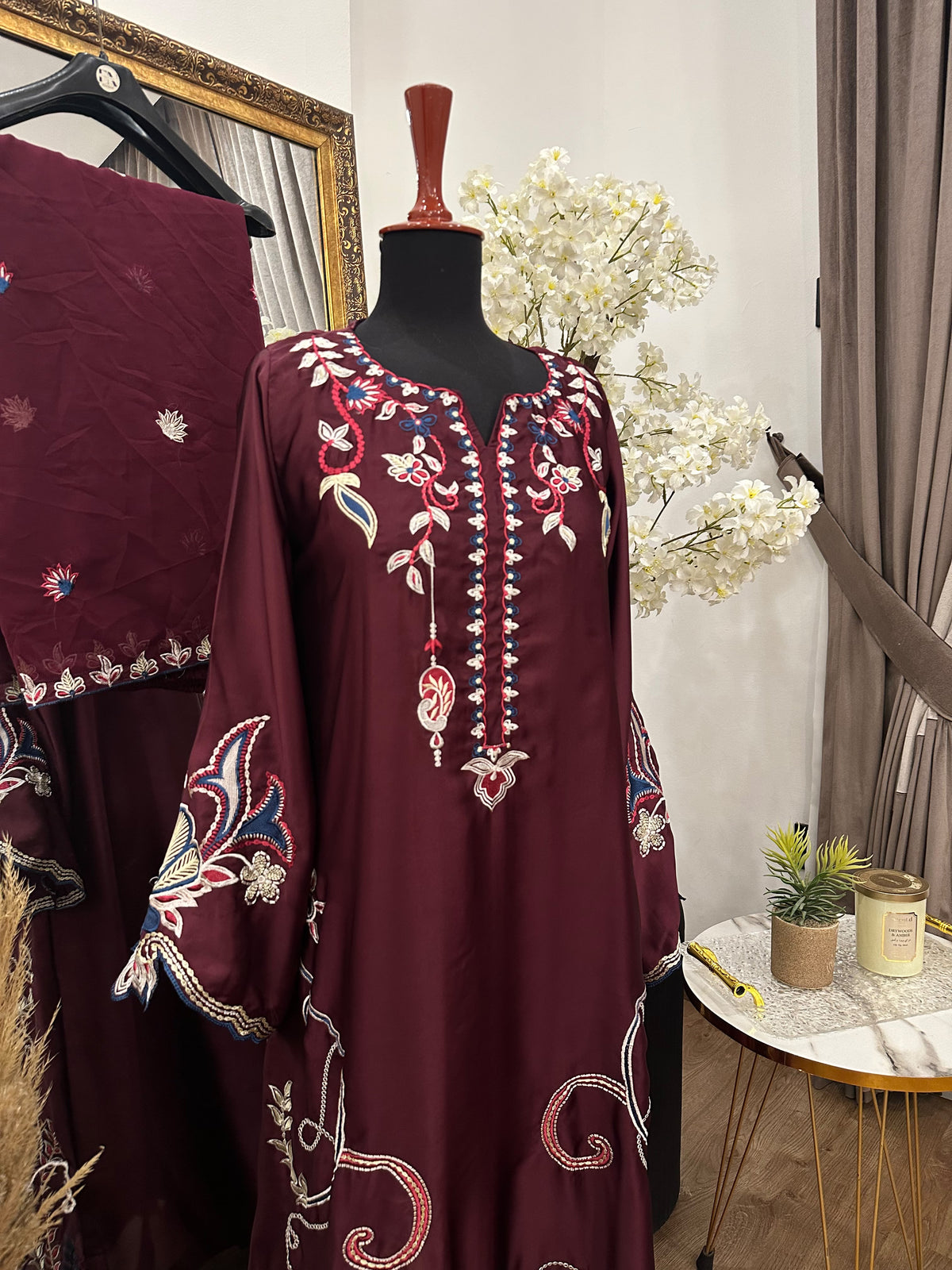Zaryab kaftan Maroon
